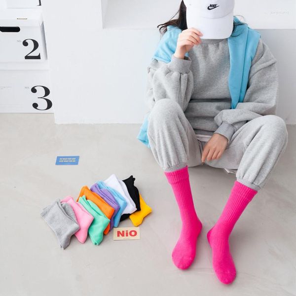 Frauen Socken Baumwolle weibliche kniehohe farbige Farbe atmungsaktive Freizeitstraße High Rohr Kurzstrümpfe Calcetinen Femme