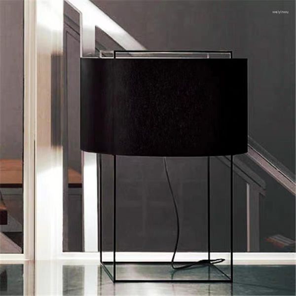 Lâmpadas de mesa Modern simples luminária de pano simples Luzes de cabeceira de cama Nórdica Black/White for Living Room Study Home Decor Lustre