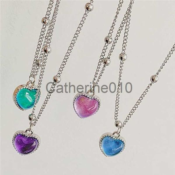 Anhänger Halsketten koreanische Mode Temperatur Farbe ändern Herz Anhänger Halskette Frauen Temperaturempfindliche Steinarmbandohrringe Schmuck Geschenke J230817