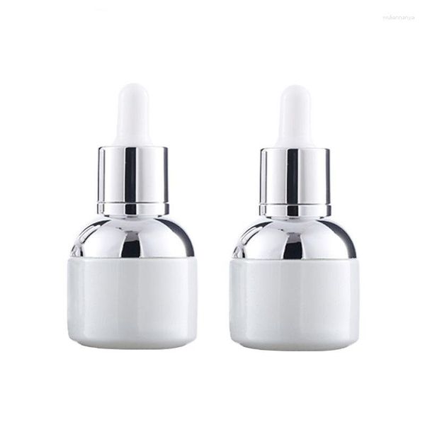 Speicherflaschen 1000pcs/Los Großhandel 30 ml weiße Glas Tropper -Flasche mit Schulter und Silberkragen Glühbirne Essentian Oil