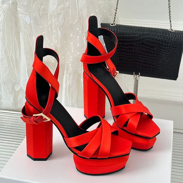 AVA Satin Platform Sandals Block Heels 13,5 см квадратных ног женского роскошного дизайнера кожаная подошва высшего качества вечерняя вечеринка подружка невесты.