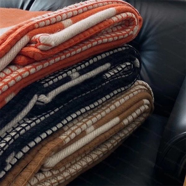 Cobertores arremesso de manta de cashmere manta de capa, designer cobertor para camas sofá lã de lã de malha em casa capa portátil lenço 230816cj