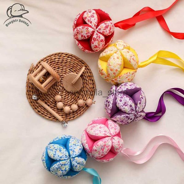 Riconoscimento del colore per bambini Anata a mano Ball Montessori Rattle Interactive Rattle Baby Emotional Soothing Pontessette Letti sospeso HKD230817