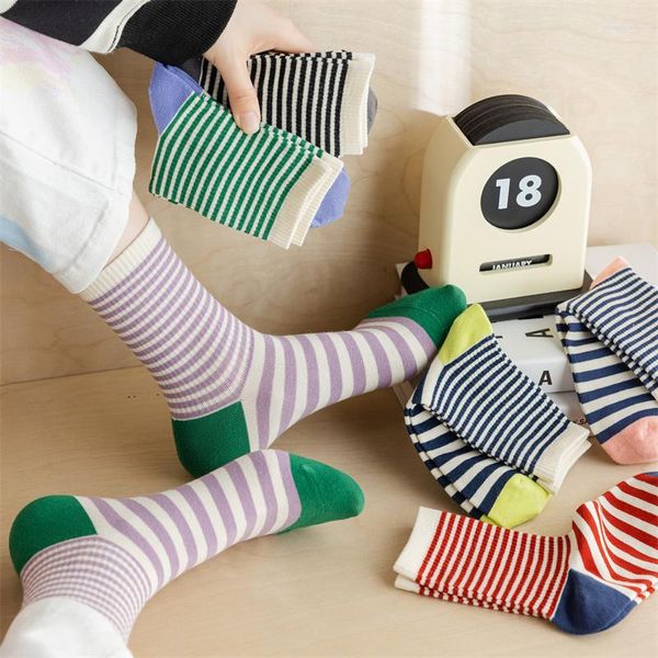 Frauen Socken für hochwertige 2023 Neuheiten japanischer Stil Fashion Cason Cotton Girls Atmungsfreie Damen gestreift