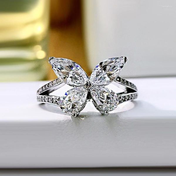 Ringos de cluster Springlady 925 Sterling Silver simulado Moissanite Butterfly Ring Cocktail para mulheres noivado