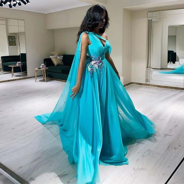 Neuester blauer One Schulterabend kleidet eine Linie Perlen Chiffon Promi -Kleid Falten Cape Side Abendleider Vestidos de Noche