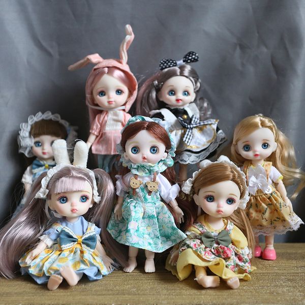 Bambole da 16 cm Blue Eyes BJD Doll Lolita Dress BJD 13 Sorriso congiunto Round Face Toys Girl Girl Set Bambo