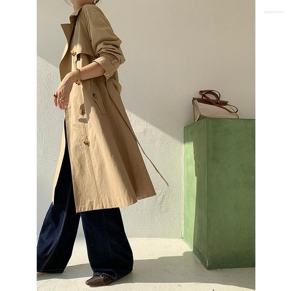 Trench da donna 2023 Autumn Coat Autumn Style French Slim Knee Long Elegant Elegant Belted Dust Ladies Outfit