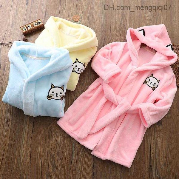 Pyjama Fleece dick und niedlich Baby Cartoon Hoodie Baby Badetuch Süßes Winter Babykleidung Pyjama Z230818