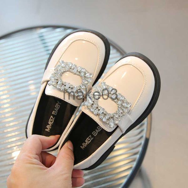 Sneaker per bambini beige round toe girls cuoio scarpe di pelle rino slittamento casual coreano elegante lucentezza 2023 nuovi mocassini antisciplici J230818