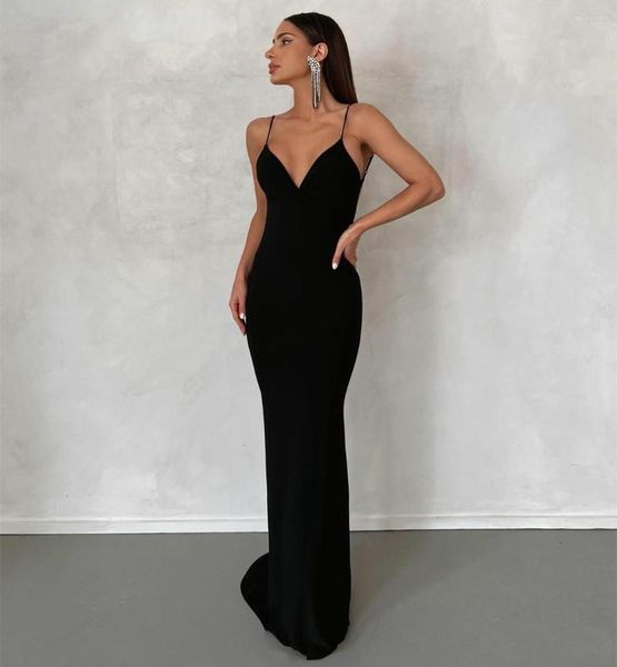 Partykleider sexy lange schwarze Schwarzes Abend für Meerjungfrau Spaghetti V-Ausschnitt Rückenloses Abschlussballkleid kleines Zug Festzug Kleid für Frauen