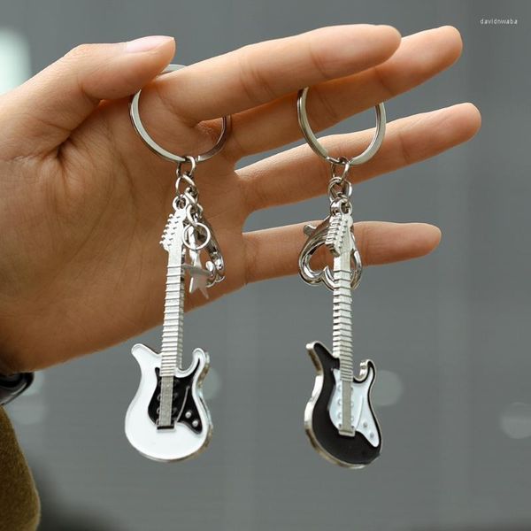 Клавные пара гитарные ключи цепь металлическая ключ -матч милый y2k черно -белый музыкальный автомобильный кольцо кольцо серебряный цвет для мужчин женский вечеринка подарок