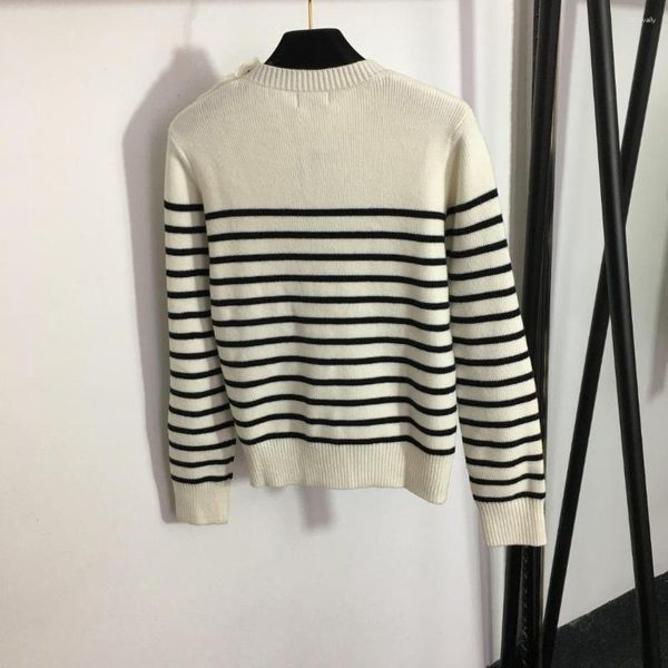 Kadın Sweaters Omuz Düğmesi Dekorasyonlu Çizgili Basit Gevşek Yün Külot Örgü Sweater