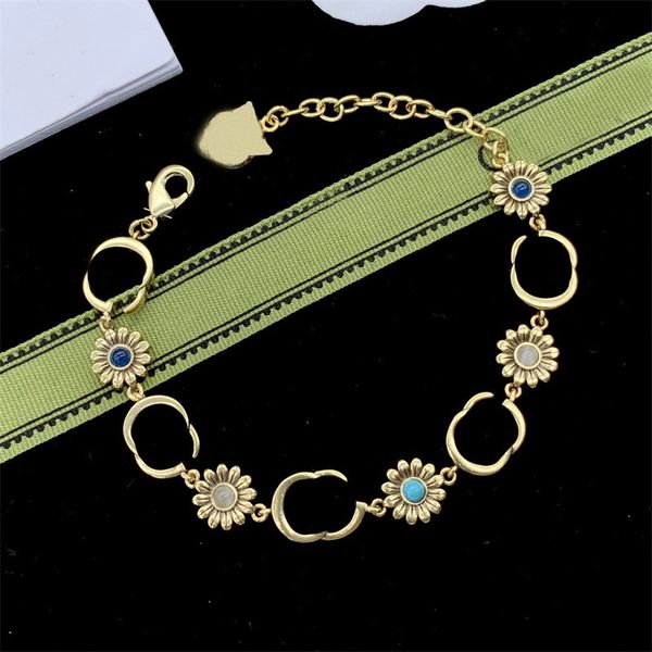 Mode Luxus Daisy Serie Schmuck Set Männlich weibliche Ring Silber Alte Bronzehandwerk Klassische Frauen Halskette Armband Ohrring Juweliersets