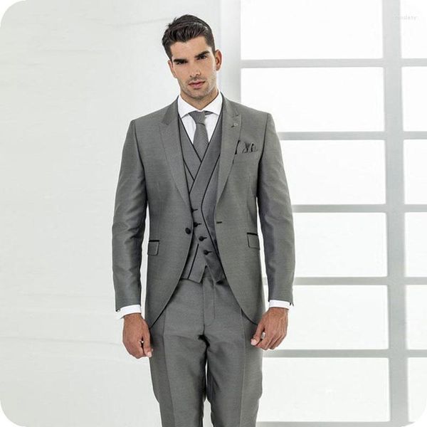 Ternos masculinos 2023 Slim Fit Grey Men para casamento no noivo Costumo Festas noturnas Prom Formal Tuxedo Man Blazer Traje 3Pieces