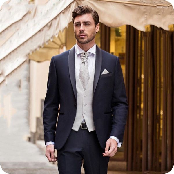 Herrenanzüge maßgeschneiderte Marine Blue Bräutigam Hochzeit Mann Blazer Groomsmen Tuxedos 3 Piece Shawl Revers One Knopf Elfenbein Kostüm Homme