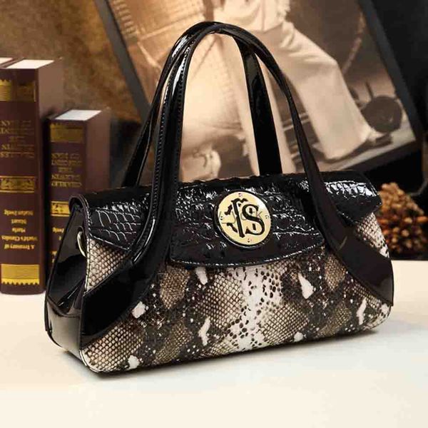 Totes stilvolle Frauen Top Griff Tasche Luxus Patent Leder Schlange Hautdruck Elegant Madam große Kapazität Schulter Freizeittasche 2023 New HKD230818