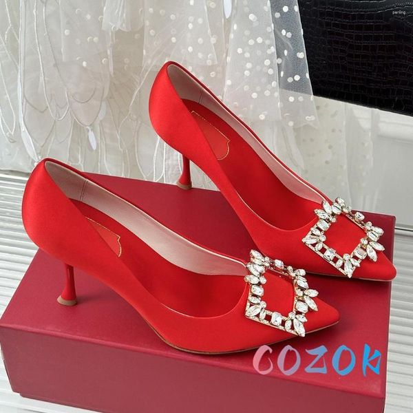 Kleidungsschuhe elegante rote Seide Spitzzellen Kristallquadratschnalle High Heels Qualität Leder mit flachem Sommer Frauen