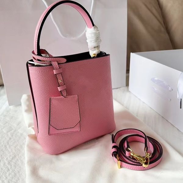 Tasarımcı Çantalar Kadın Crossbody Bags Omuz Çantası Çanta Lady Hobo Sling Çanta Orijinal Deri Çantalar Çanta Çantası Çantası Çanta Elçisi Çantası Tasche Saddle