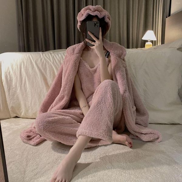 Kadınların Pijama Mercan Velvet Pijamaları Sonbahar ve Kış Dört Parçalı Set Peluş Sıcak Uzun Gecesi Küçük Kokulu Tatlı Pembe Ev Giysileri