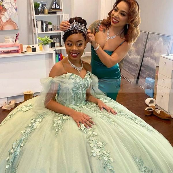 Mint grüne Quinceanera Draht von Schulteranwendungen Pailletten Blumen Party Prinzessin süß 16 Ballkleid Vestidos de 15 Anos