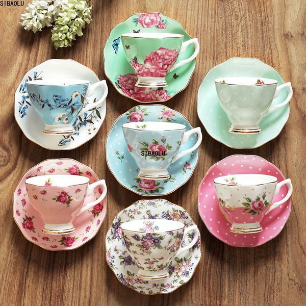 Mughe 170 ml Fine Bone China Coffee Cup e Saucer Design di moda Funny Zakka Tazas Cafe Espresso European Tagra 230817