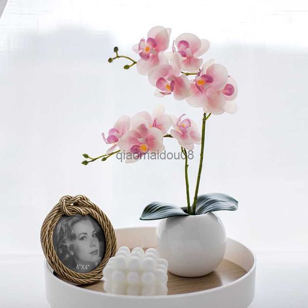 Dekorative Blumen Kränze 46 cm Seidenorchidee mit Blättern Künstliche Blumenweiß -Schmetterlings Orchideen falscher neuer Stil für Home Wedding Decoration Flores HKD230818