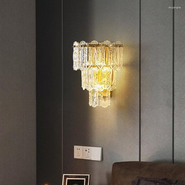 Duvar lambası Modern Cam Led Sconce Fuaye Yatak Odası Işıkları Altın Metal E14 Ampul Avrupa Tarzı Işık Lüks Damla