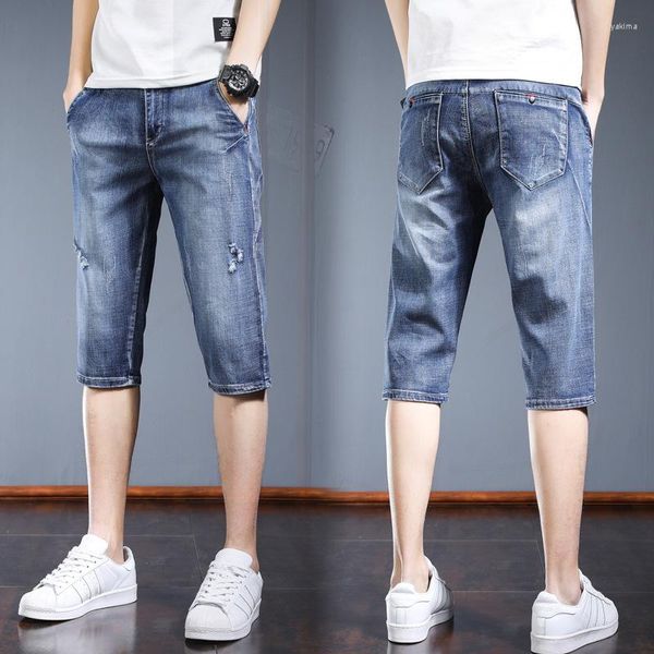 Herren -Shorts Sommer perforiert Denim männliche Teenagerin Capris Elastic Slim Fit Small Bein Hosen Koreanische Marke Mode