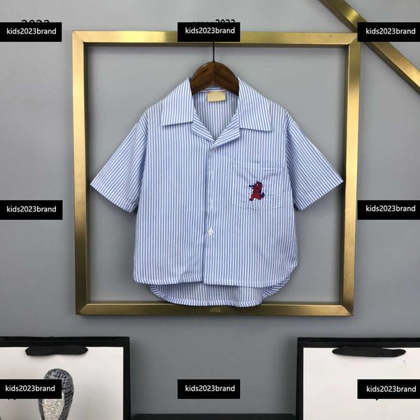 Bambini per bambini abiti da design per bambini abbinati per lettere ricamato camicia a maniche corta camicia estiva decorativa a strisce