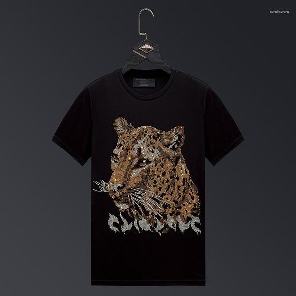 Camisetas masculinas 2023 Leopard Rhinestones Men Streetwear Roupas de moda Slim Modal algodão o pescoço camisetas de manga curta Plus Tamanho 6xl