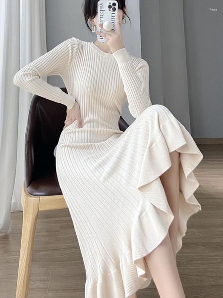 Sıradan Elbiseler Sonbahar Kış Sweater Uzun Kollu O yaka Moda Elbisesi 2023 Kadın Koreli Siyah Örme Bodycon Zarif Midi Parti