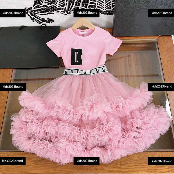 Designer Designer Case Girl Sets Dress Baby Summer Times 90-150 cm 2 pezzi T-shirt stampato e gonna a maglie Nuovo prodotto April04