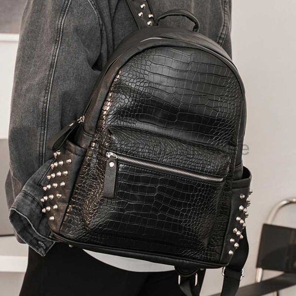 Tasarımcı çanta sırt çantası tarzı timsah desen perçin sırt çantası erkek moda tasarım bilgisayar öğrenci çifti seyahat backpackbackpackstylishhandbagsstore