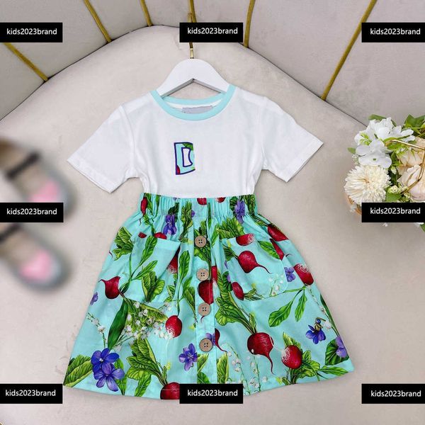 Bebek giysileri tasarımcı takım elbise giyin yeni ürün boyutu 100-160 cm 2pcs moda tişört ve tek göğüslü dekorasyon etek ücretsiz nakliye