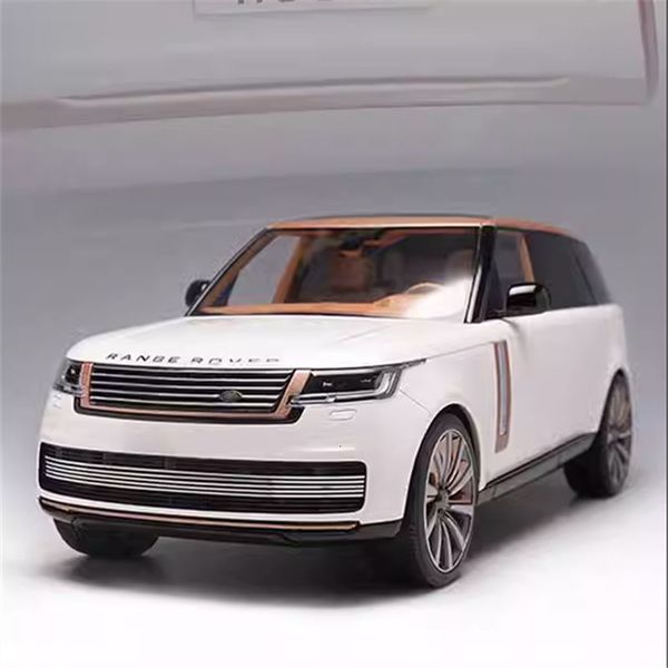 Diecast Model 2023 1 18 Land Rane Range Rover внедорожник сплав Metal Metal Off Road автомобиль звук и световой симуляция детская игрушка подарок 230818