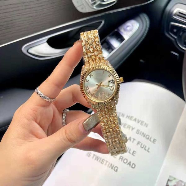 Designer de luxo feminino Relógio automático Quartz Movimento Moda relógios de aço inoxidável Banda feminina Gold Silver Color fofo Relógios de pulso