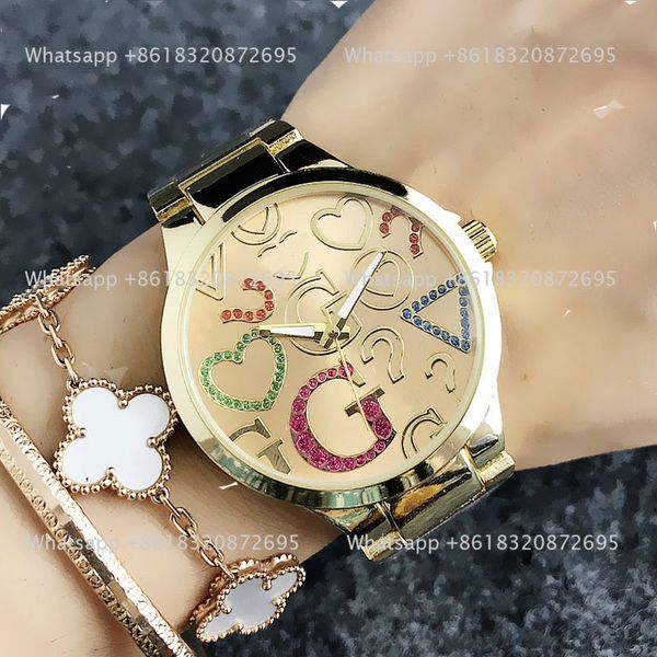 Com o Luxury Logo Brand Watch Women Girl Colorful Diamond Big Letters Style Metal Steel Band Bandz Wrist Watches GS 7155