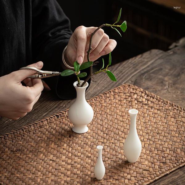 Pflanzgefäße Zen Mini kleine Vase weißes Porzellan Guanyin Jade Heiligwasserschmuck Blume Arrangement Keramik Tee Zeremonie Dekoration