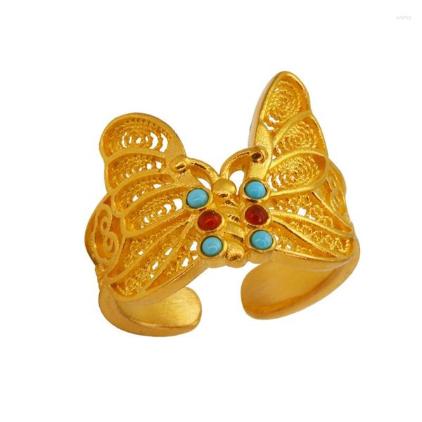 Anelli a grappolo Filigree Butterfly Eredità Antico anello vivo Gold Accolo Vietnam Sand Gold intarsia