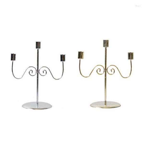 Porta a lume di candela battuto a tre testate decorativo decorativo decorazione per candelabri decorazioni per la camera da letto decorazione per feste del dormitorio