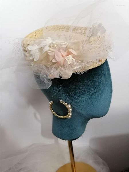 Beralar Bayanlar Gece Elbise Kapağı Ortaçağ Resmi Şapkalar Vintage Bohemia Kadınlar Fedoras Mesh Bonnet Girls Head Çiçek giyiyor
