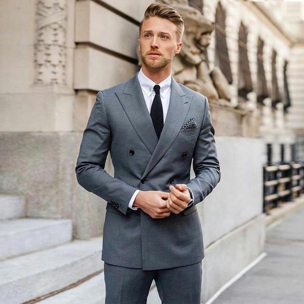 Erkek takım elbise gri takım elbise ince fit blazer iş için setler çift göğüslü smokin ceket ve pantolon şal yaka düğün damat giyim