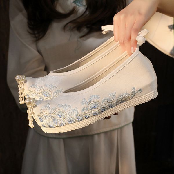 Elbise Ayakkabı Beyaz Hanfu Ayakkabıları Çocuk Bahar Antik Stili İşlemeli Kadınlar Yüksek Kemerli 230818