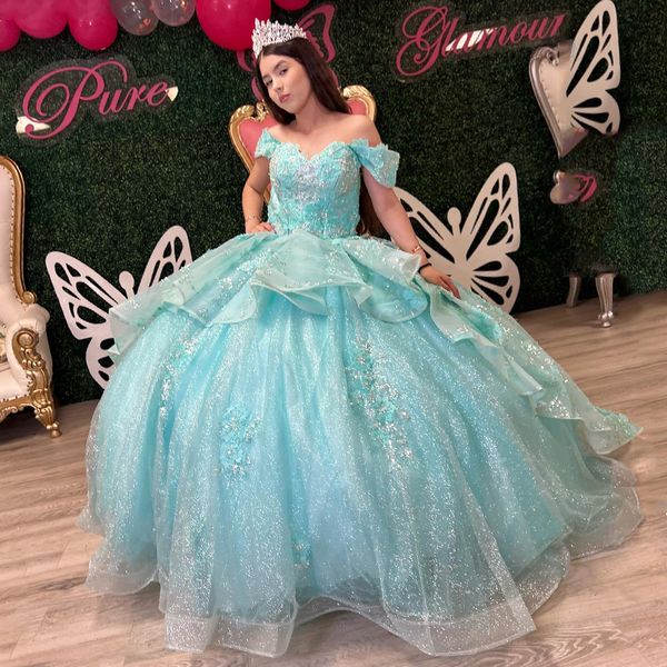 Lake Blue Sweetheart do vestido de bola de ombro Apliques de miçangas 3D Flor Quinceanera Dress Princess Sweet 16 Vestidos de 15 Anos