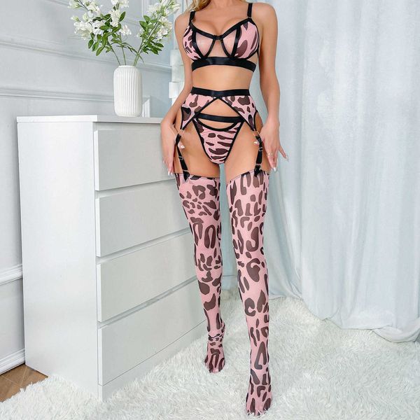 Lingerie leopardo set sexy con stoccaggio tagliato set sensuali del reggiseno a 4 pezzi Vedi attraverso la giacca da biancheria di pizzo fantasia intimo 230808