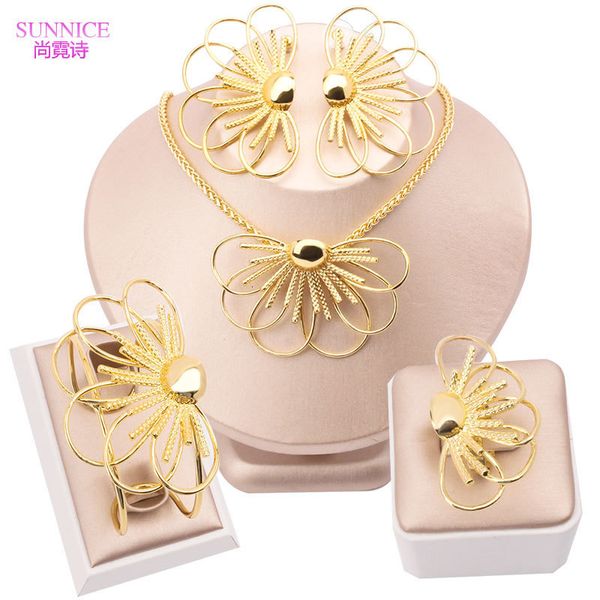 Brincos Colar Sunnice Sunnice Dubai Jewelry Conjunto de jóias de cobre Brincos de colar de flores douradas para mulheres Anel de pulseira africana 230820