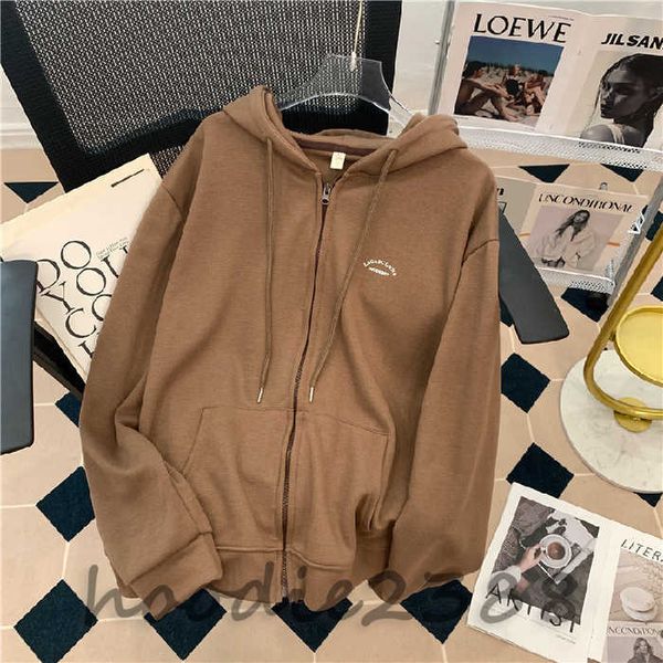 Hoodie marrom, mangas compridas Cinco esquemas de cores estão disponíveis com capuz feminino feminino.