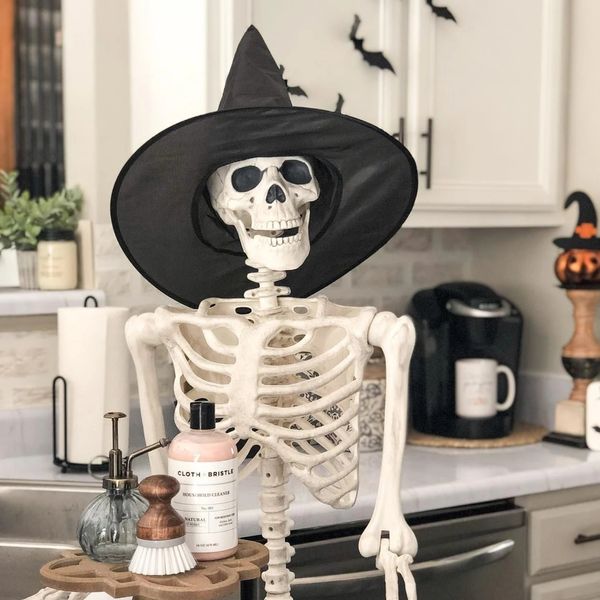 Andere Event -Party liefert 40 cm menschliches Skelett für Halloween Dekoration Realistische Schädelknochen Modell Halloween Party Home Decor Haunted House Horror Requisiten 230821
