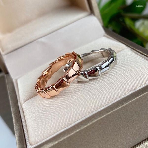 Ringos de cluster S925 Prata esterlina prata banhada a ouro completo diamante nua anel de ósseo europeu e americano da marca de moda jóias da marca de moda